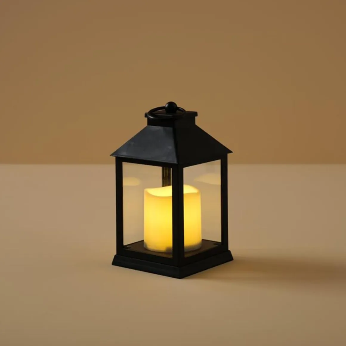 LED-ljuslykta med timer, inomhus och utomhus, svart