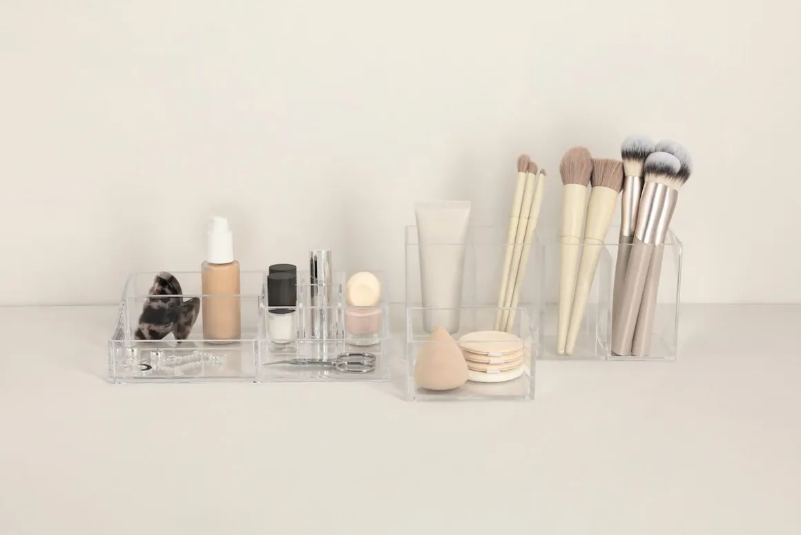 Makeup organizer 4 fack, klar plast